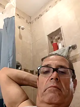 bobby69cock Chat XXX in diretta
