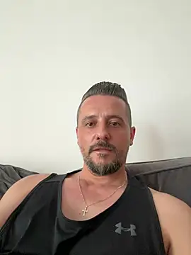 InsaneMattt élő XXX-chatje