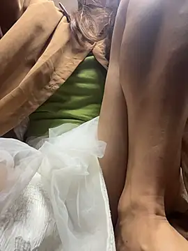 kiss_loo's Live XXX Chat