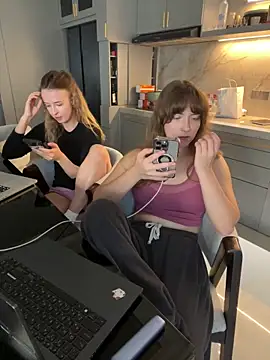 Nura_n_Sarah's Live XXX Chat