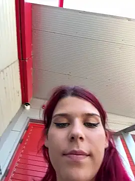 RiriRoseeyのライブXXXチャット