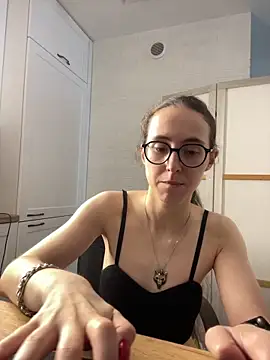 MartiniiSelenna's Live XXX Chat