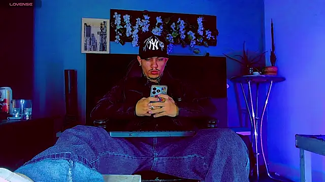HannibalLester Chat XXX live
