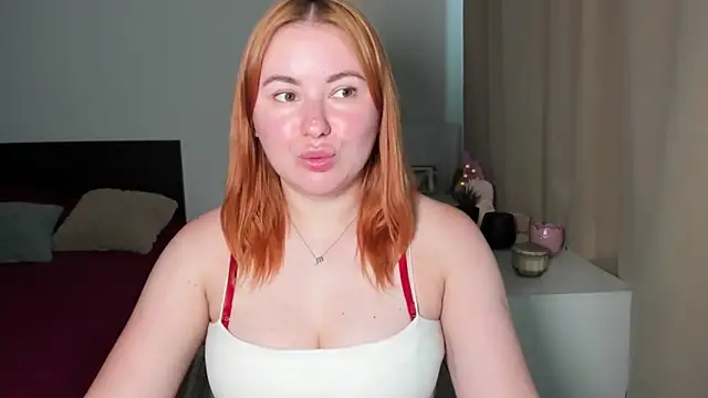 LAYLAxSTAR Adlı Modelin Canlı XXX Sohbeti