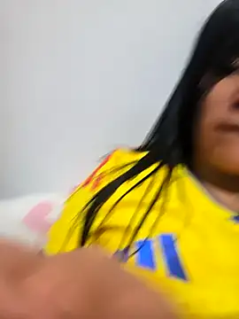 malu12's Live XXX Chat
