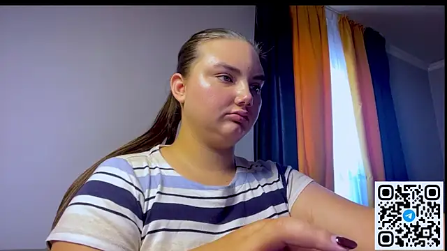 Dreamyblushfairy's Live XXX Chat