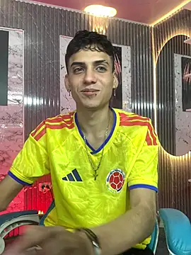 Chat XXX en directo de latino_boyy_