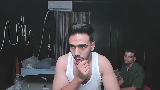 Chatroom XXX en direct de MastersBroscock