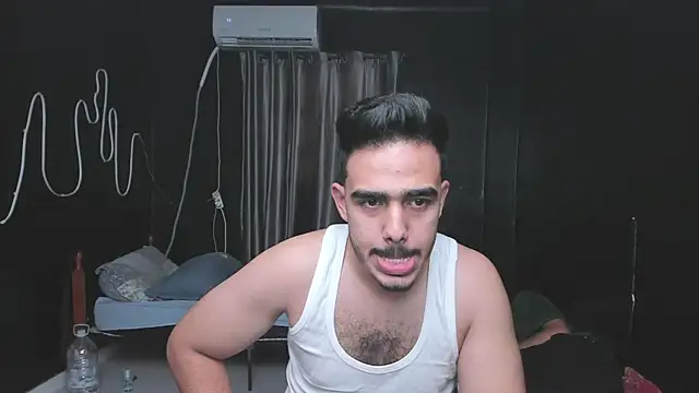 Chatroom XXX en direct de MastersBroscock