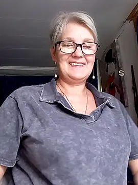 irinamaux's Live XXX Chat