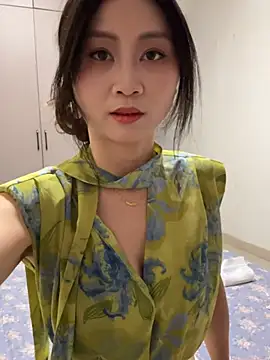 XXX chat uživo modela huihui_520