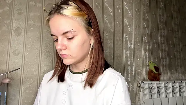 Czat XXX na żywo – KimWarner