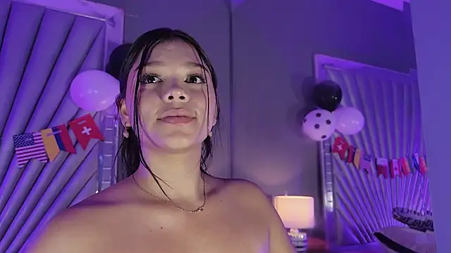 Chatroom XXX en direct de HatsaJones