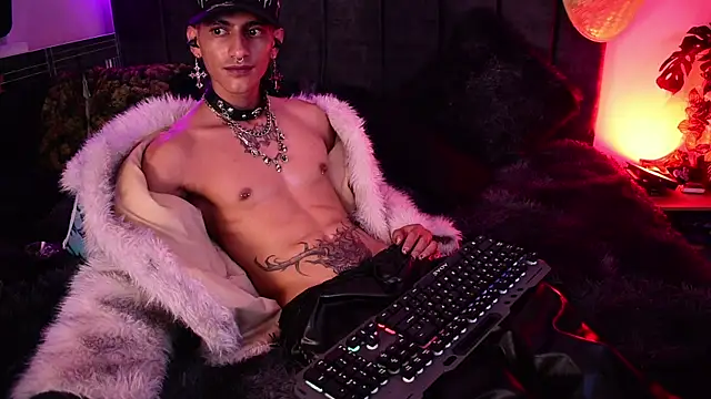 DemonKush-- Live XXX Chat