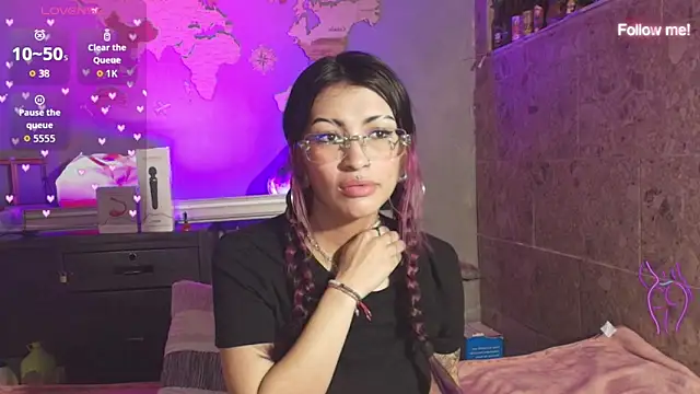 mia_devine_ Live XXX-chat