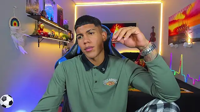 הופעת וובקאם של Damian_latinxxx