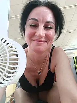 Sweaty20's Live XXX Chat