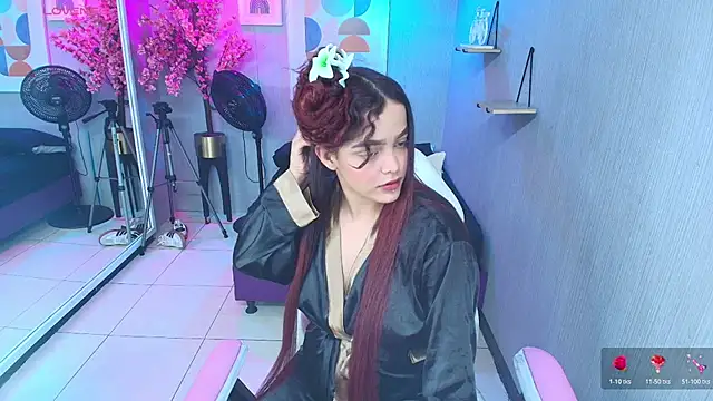 Maggy_t18 Chat XXX in diretta