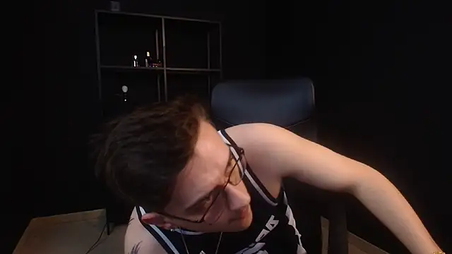 Chat XXX Live FelixStarkk