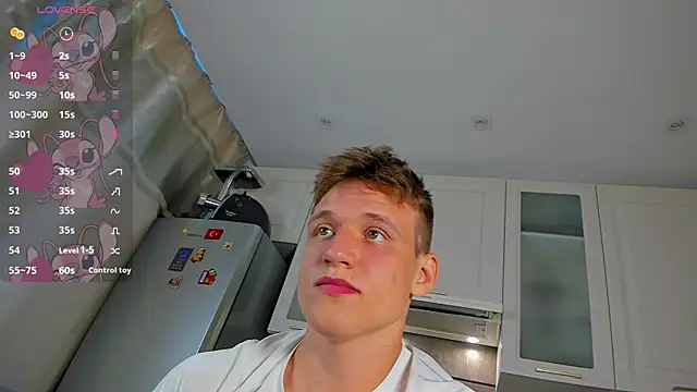 fruitninjaga élő XXX-chatje