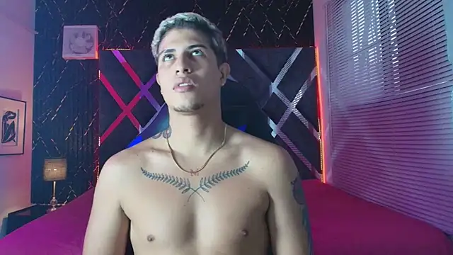 Chat +18 de dominic_connor ao vivo