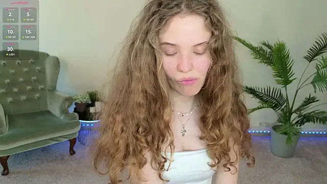 Mila_Stain Adlı Modelin Canlı XXX Sohbeti