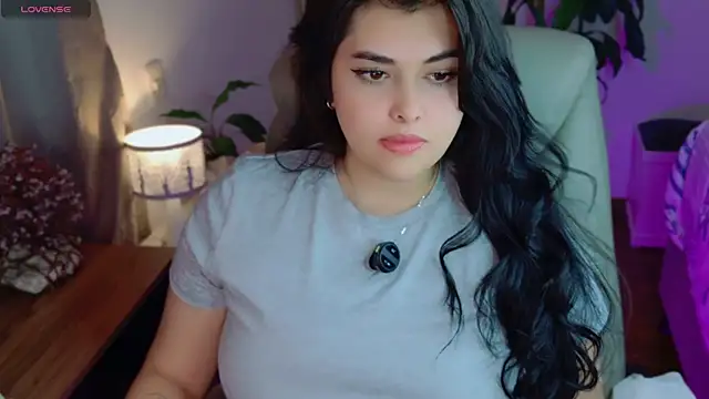 Nannicutee Chat XXX live