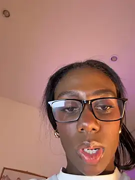 Zoe_Ravenn's Live XXX Chat