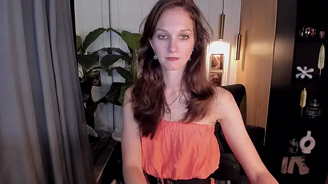 MirandaGlow Live XXX-Chat