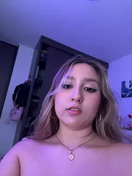 Živý XXX chat MoraInFire