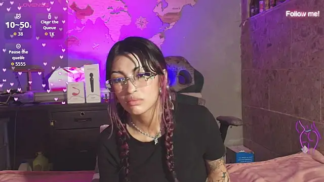 mia_devine_ Live XXX-chat