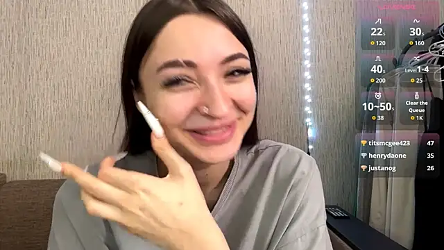 Chat +18 de Luna_Frost ao vivo