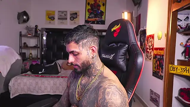 Chat XXX Live logan_hugh8