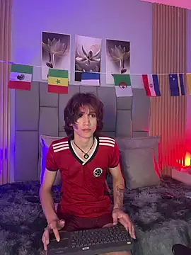 دردشة Mika_love_milo الجنسية المباشرة