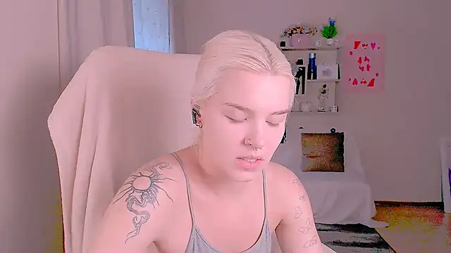 Hot_Blonda – Naživo XXX chat