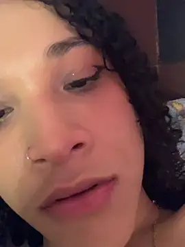 Camil_7w7 Chat XXX live