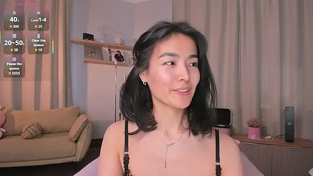 Lova_Rane 现场XXX聊天
