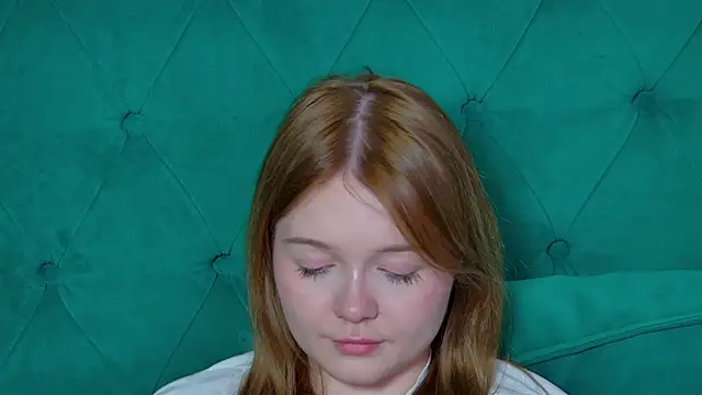 Chat XXX en directo de ElinaVale