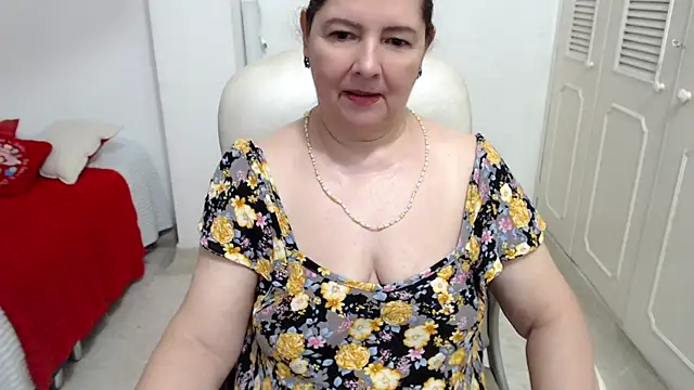 leonela_69 Chat XXX live