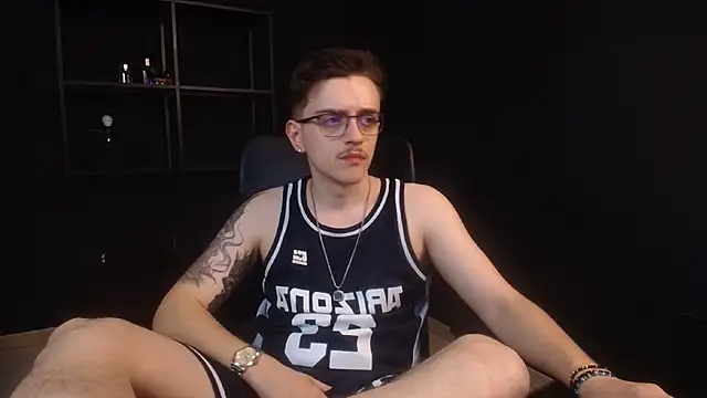 Chat XXX ao vivo de FelixStarkk