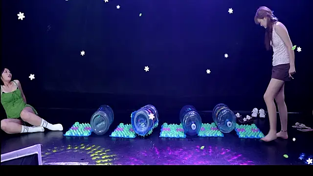 SSQ-1 Live XXX-Chat