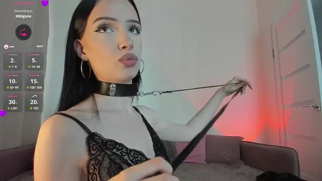 flora_off Live XXX-Chat