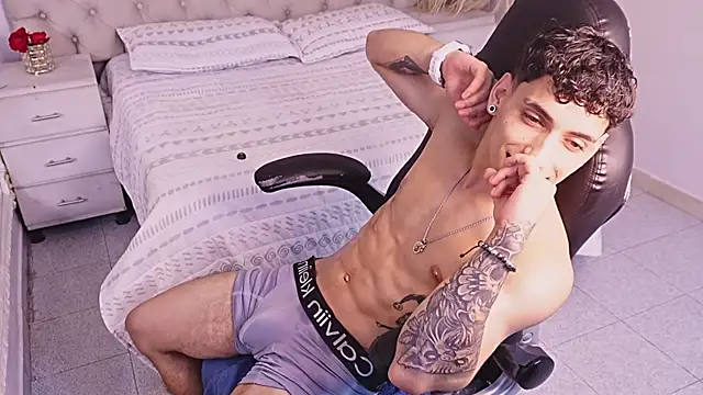 Chatroom XXX en direct de JhoanLeandro