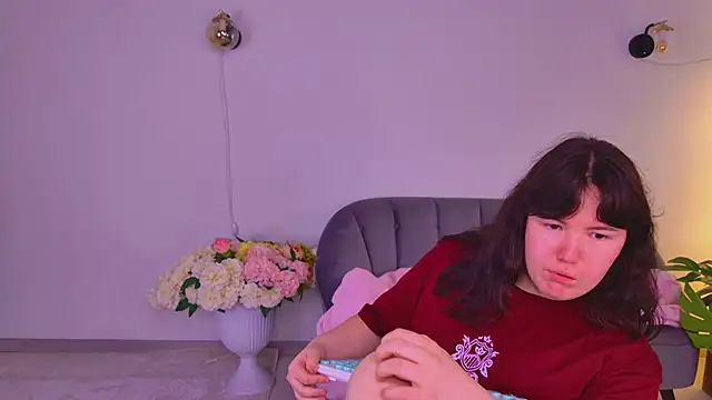 Ariella__cute: онлайн-секс-чат