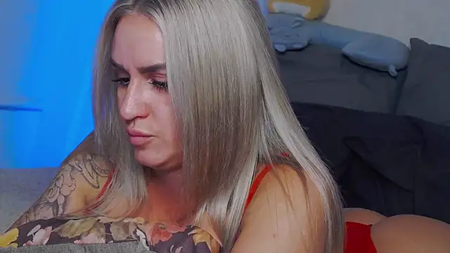 Chat +18 de foxy_kimmi ao vivo