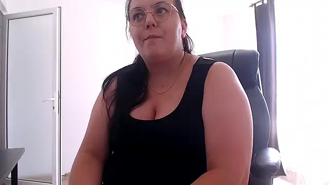 دردشة Wetandnaughtyxx الجنسية المباشرة