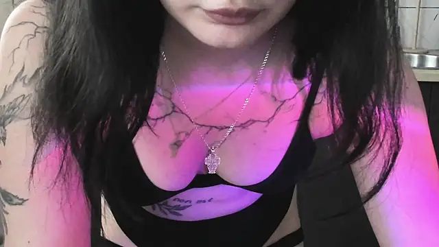 دردشة Dark_Moni الجنسية المباشرة