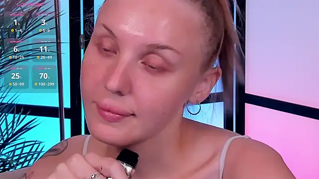 LianaFord Chat XXX live