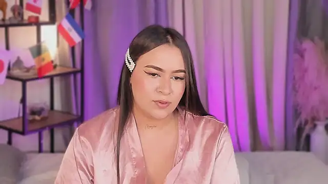 lynda_west Adlı Modelin Canlı XXX Sohbeti