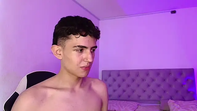 Онлайн чат XXX Eithan__wolf